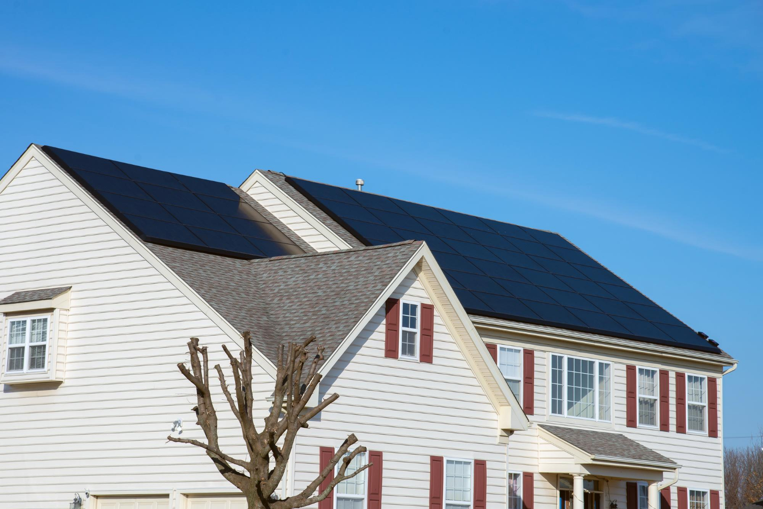 How Solar Batteries Make Your House More Efficient
