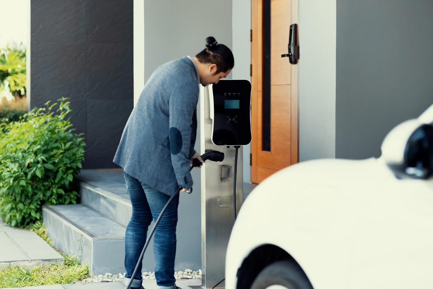 Reasons Why You Should Install an EV Charger at Home